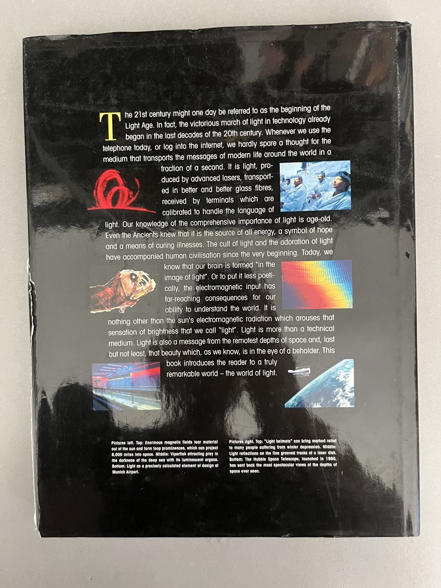 Libri: Reflections - Light - The Medium of the Future 📕 – Usato da Sierre venduto da black.box 1