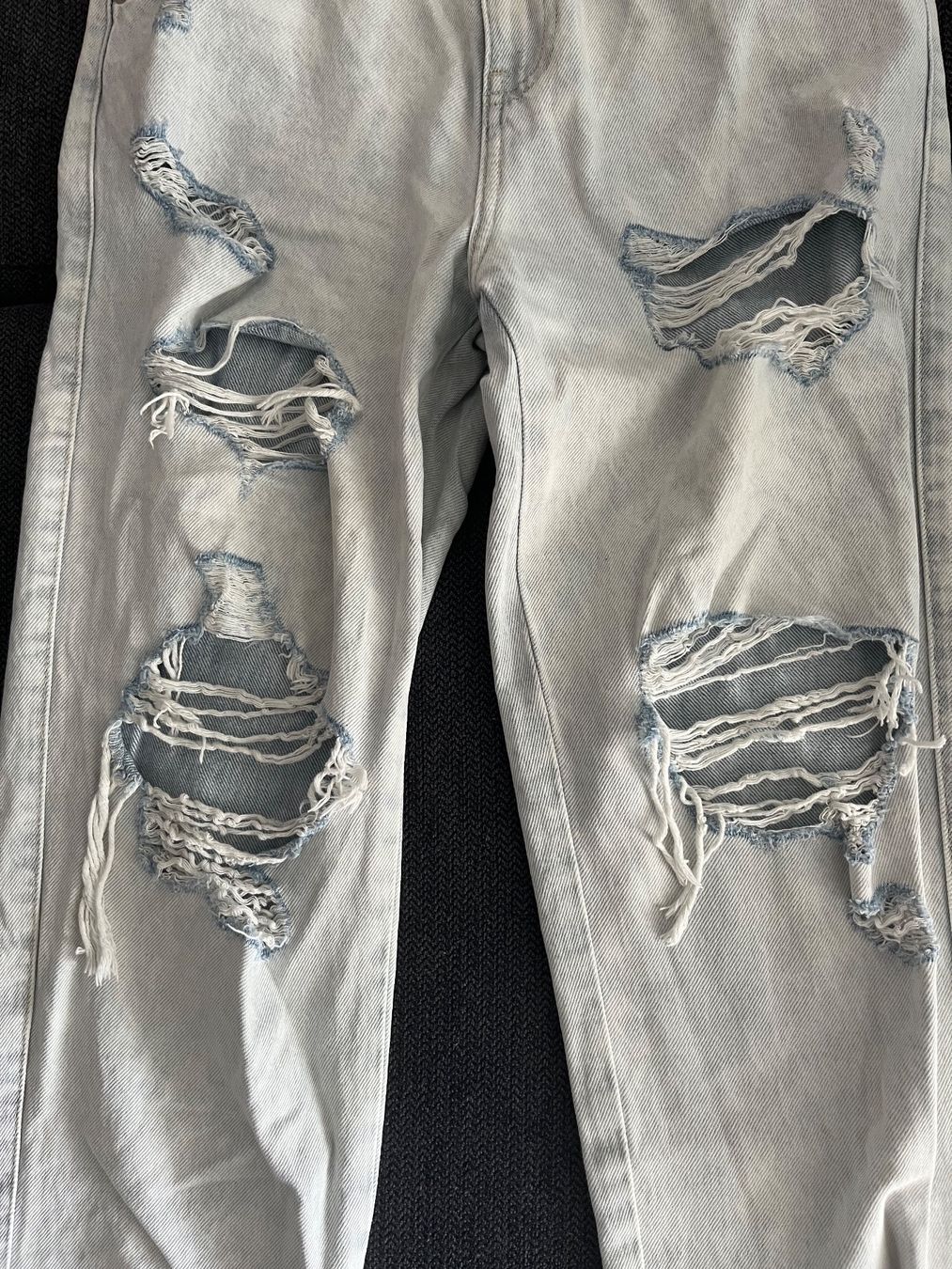 Pantaloni: Helle Jeans – Usato da Möhlin venduto da eny_lsk7 2