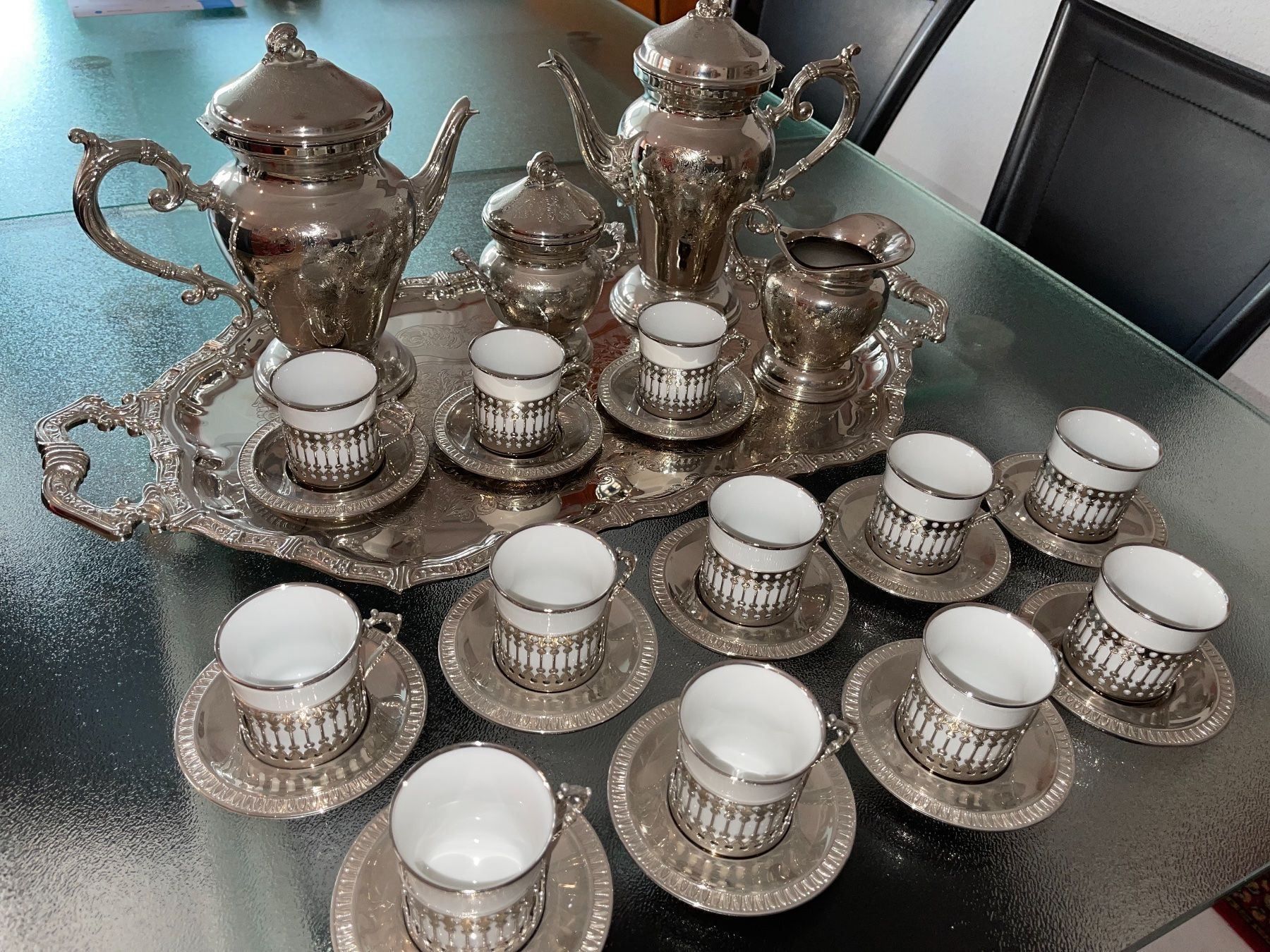 Set di piatti: Kaffeeservice – Nuovo (secondo la descrizione) da Egg b. Zürich venduto da d.t.t