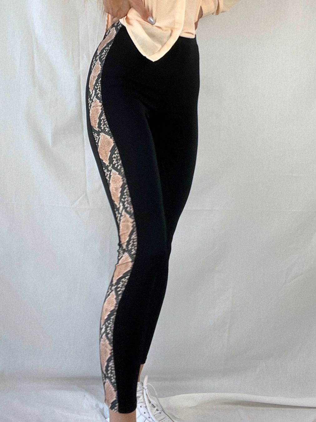 Leggings: Hose - Leggings – Nuovo (secondo la descrizione) da Romanshorn venduto da MAFLOMAS 2