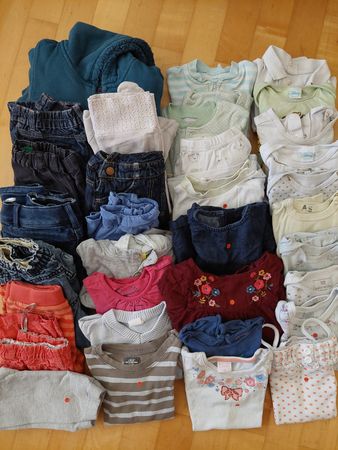 Kleiderset 74/80 (über 30-teilig)