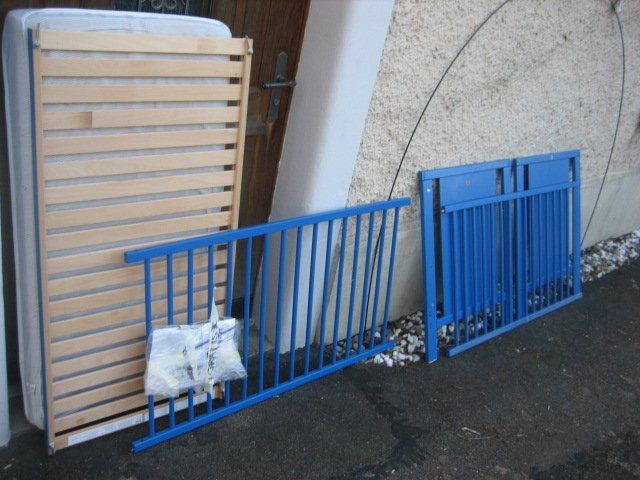 Letti: Kinderbett blau – Usato da Winterthur venduto da Lunaticalpha1