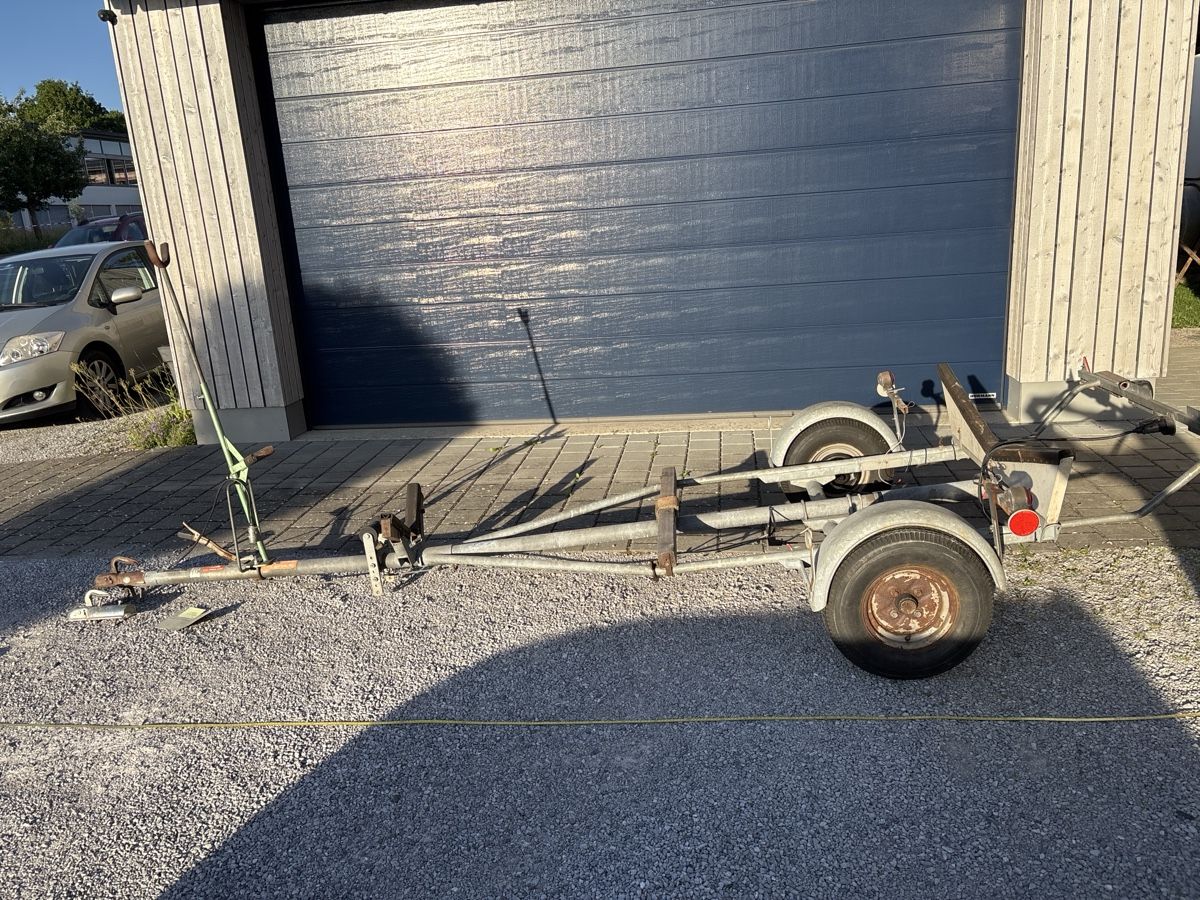 Rimorchi: Bootstrailer, Wassersport Anhänger, – Usato da Wigoltingen venduto da TBA63