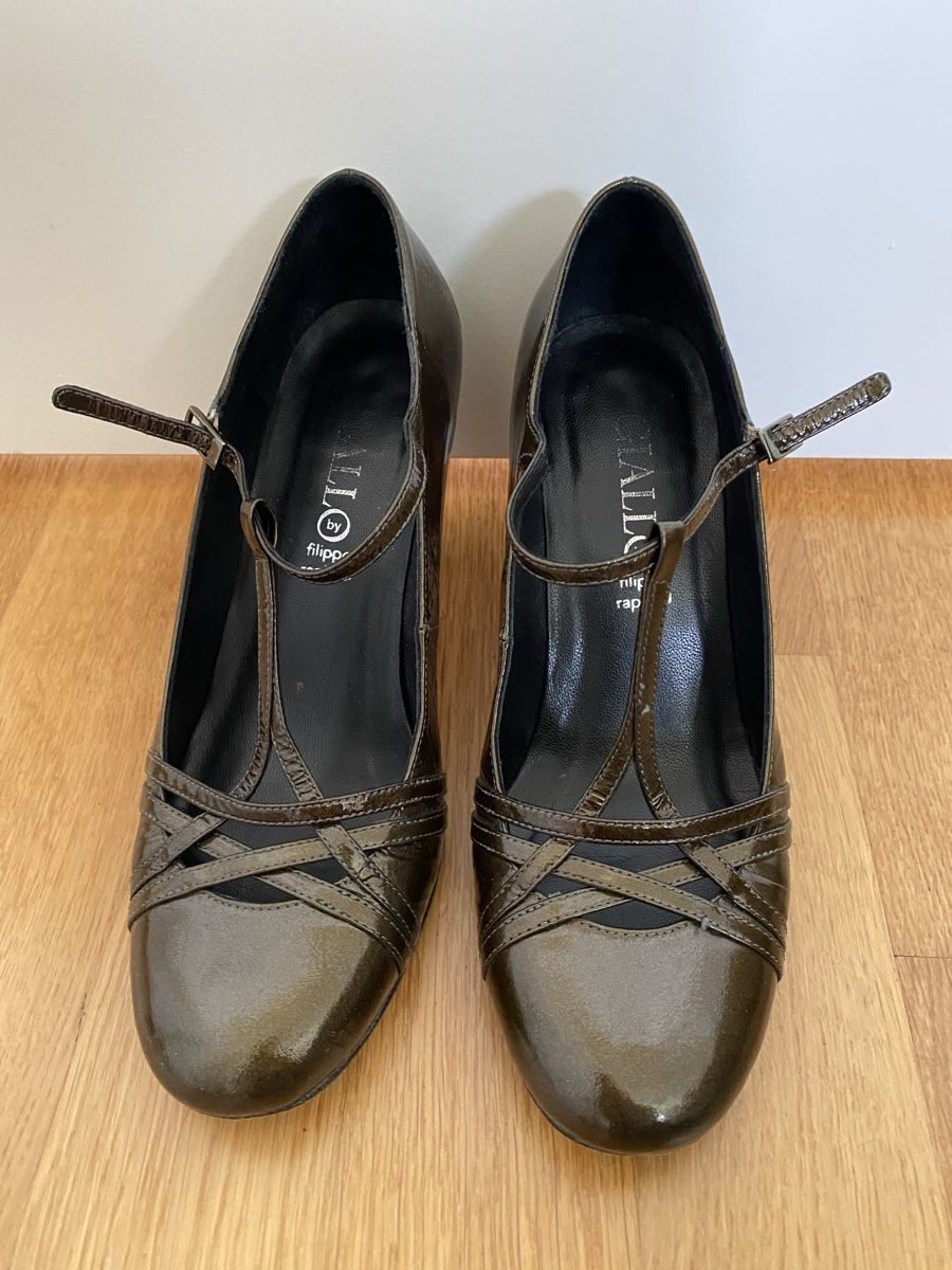 Damenschuhe: Lederschuhe gr. 37 – Gebraucht aus Adliswil von Jenhrt