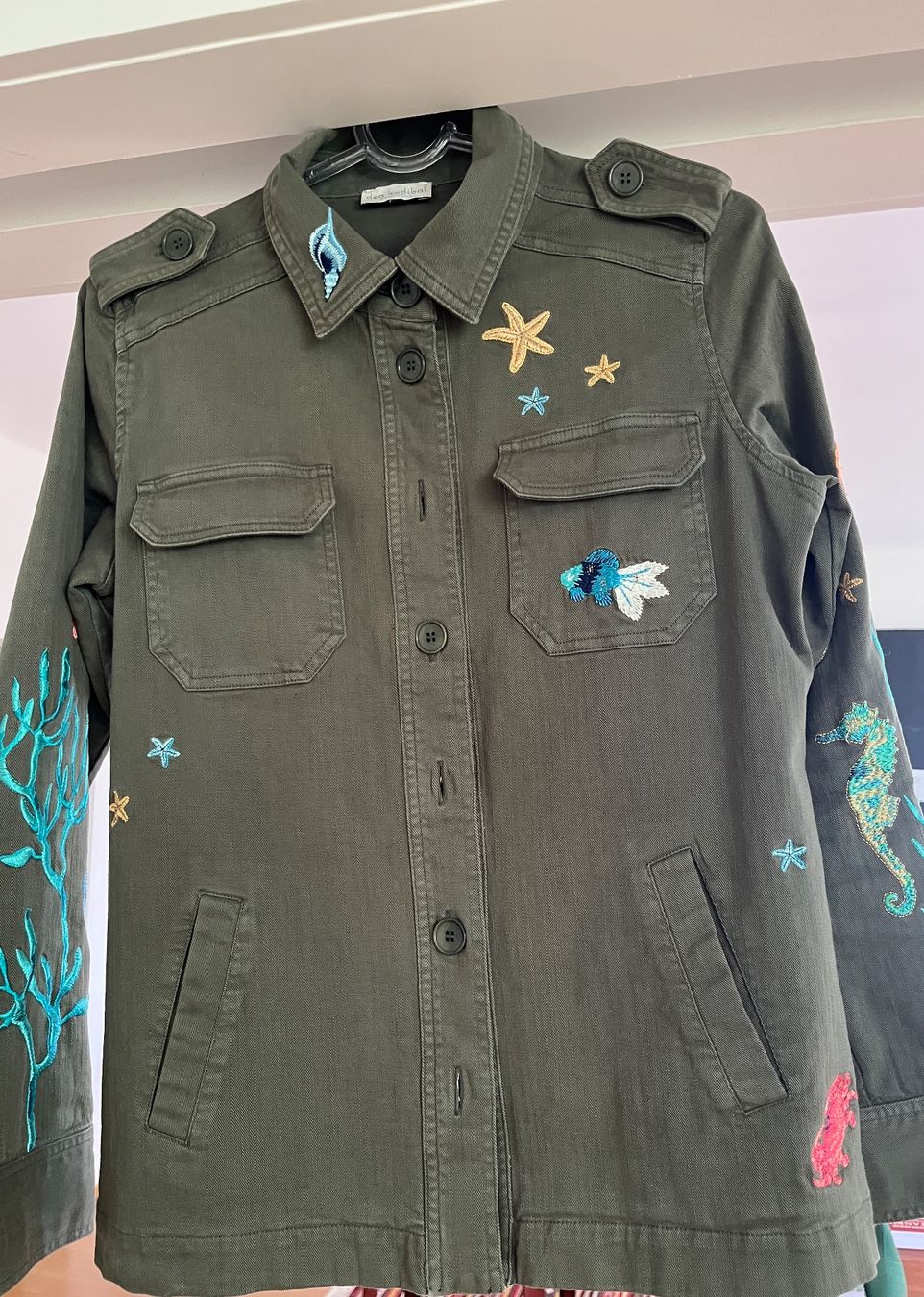 Giacche: Khaki-Jacke mit maritimer Stickerei – Usato da Zürich venduto da nicoleperquy