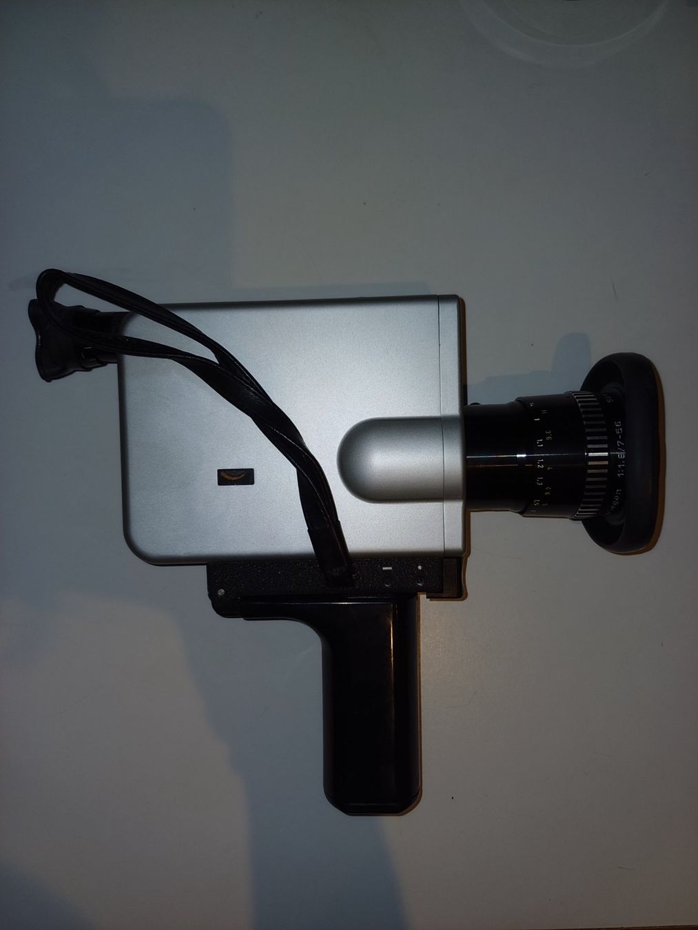 Braun Fotocamera: Nizo S8T Kamera Braun – Usato da Zürich venduto da Avocadokern 4
