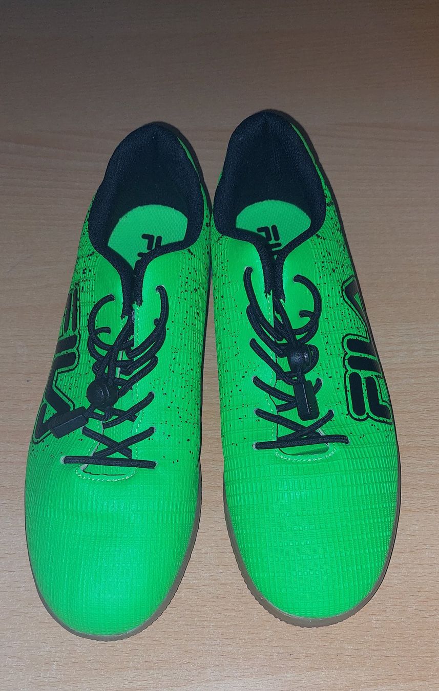 Fila Schuhe für Jungen: Hallenschuhe Fila – Neu (gemäss Beschreibung) aus Unterbäch VS von Nifadi