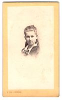 Fotografie F. de Jongh, Vevey, Junge Dam