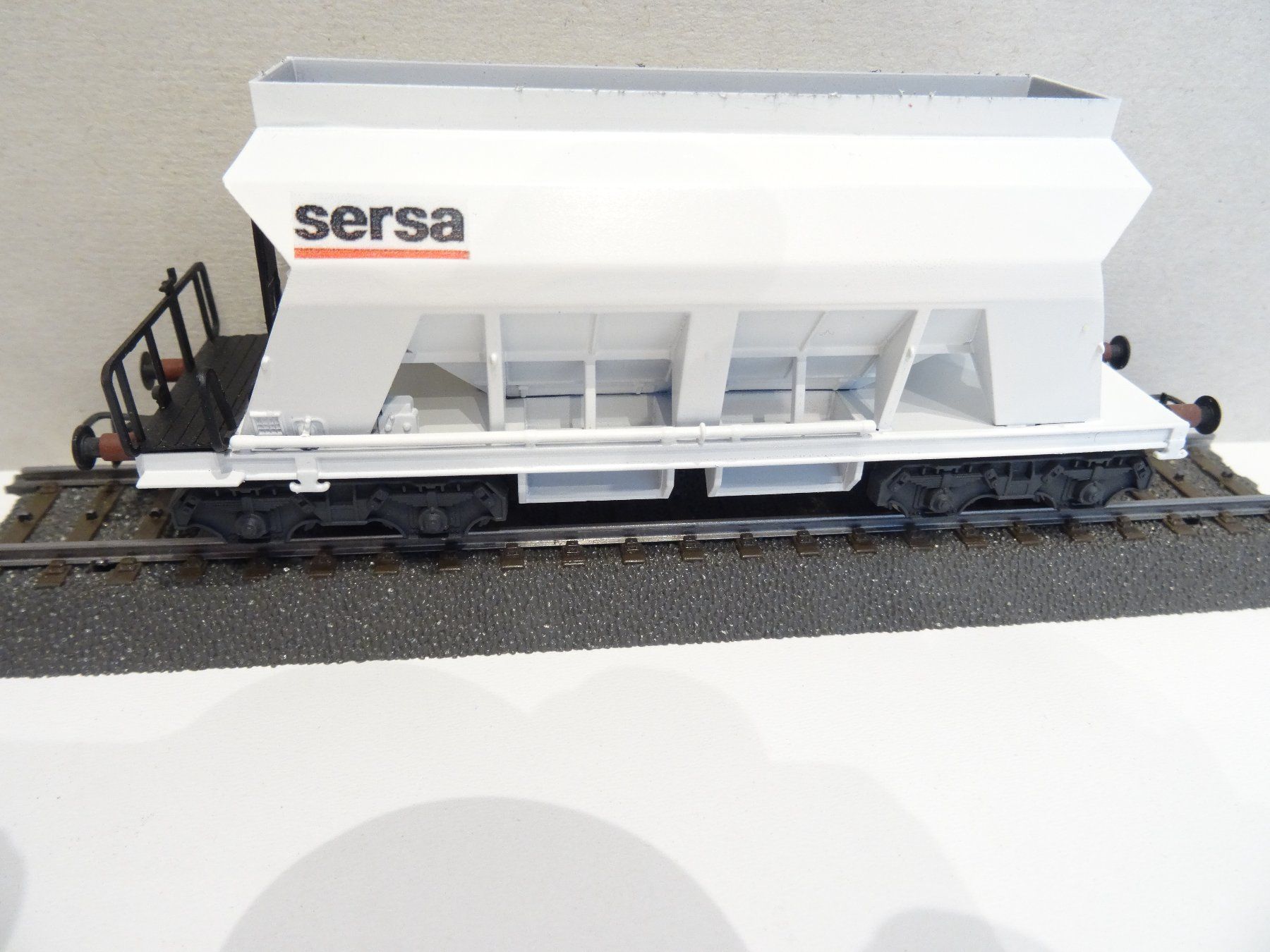 Liliput Modellini di ferrovie: Liliput. H0 235 540 Kieswagen "sersa" – Usato da Hochdorf venduto da Teger02 1