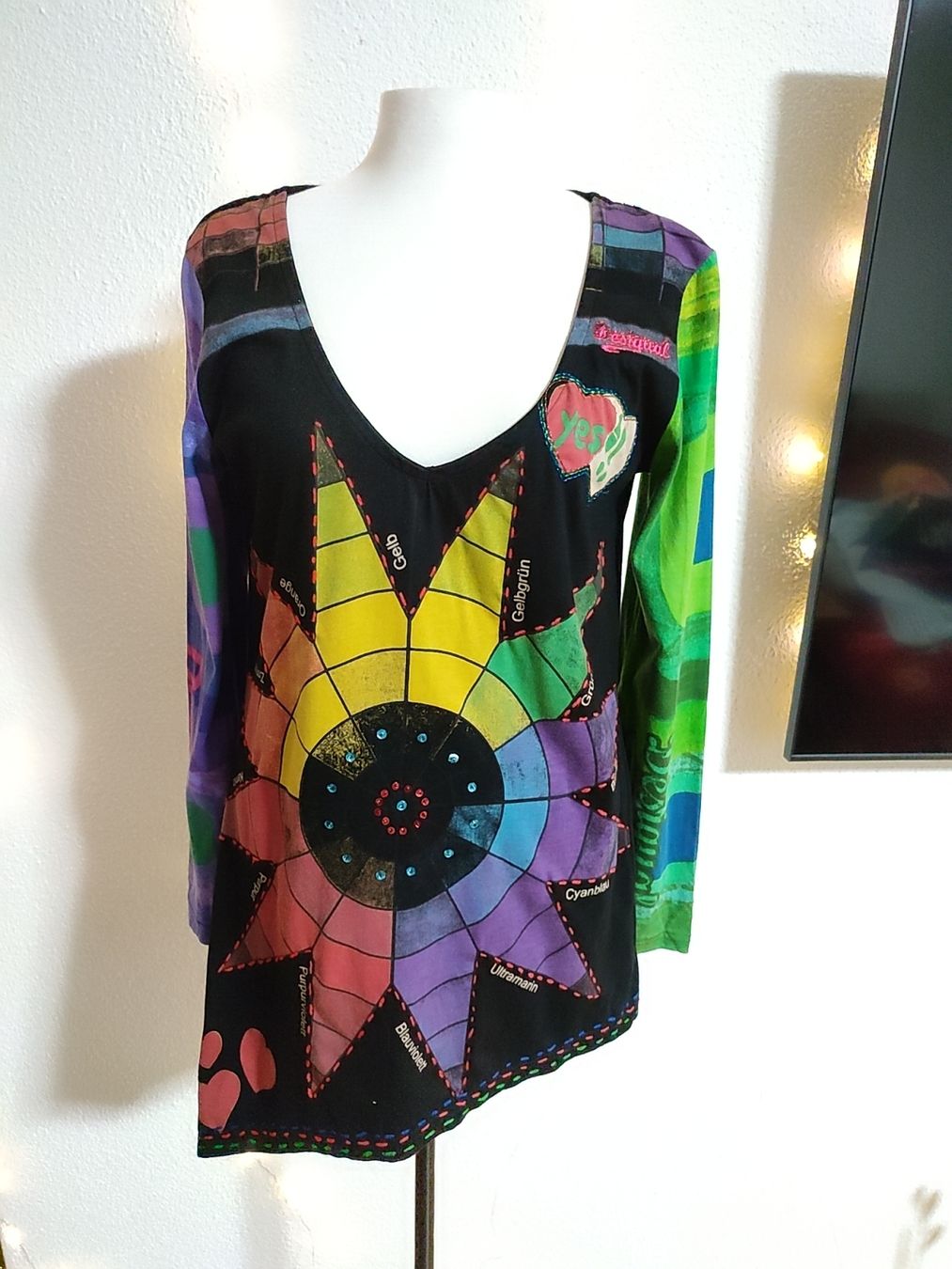 Desigual T-Shirts: Desigual T-Shirt  – Neu (gemäss Beschreibung) aus Hochdorf von Berry005 2