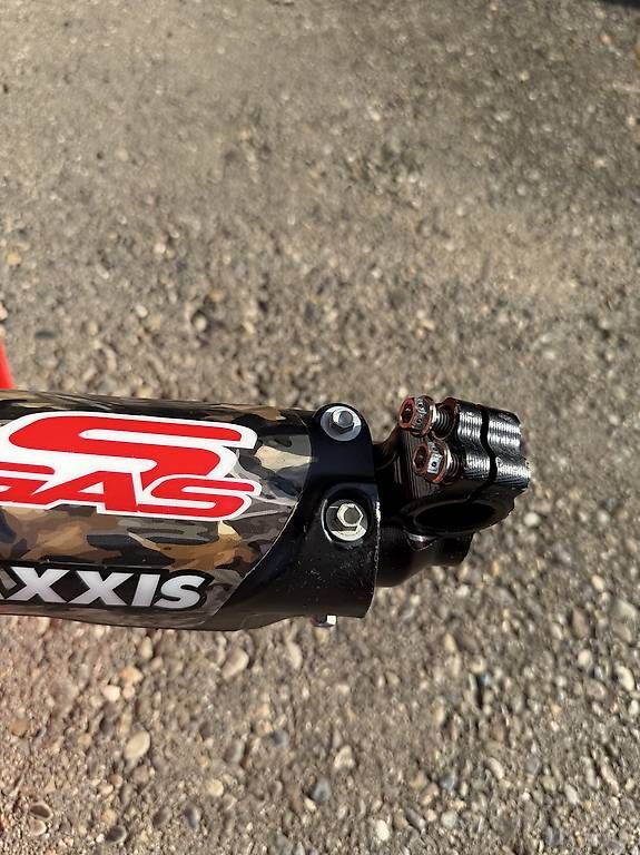 Skis: KYB Factory Gabel A Kit – Gebraucht aus Rüti ZH von Olivia0909 2