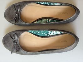 Bequeme Ballerinas mit Fussbett Grösse 37