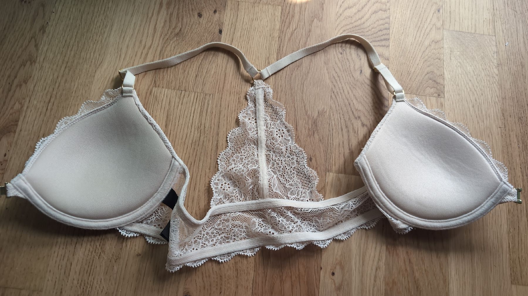 Sonstige Unterwäsche: BH von Pepper 36A Spitze neuwertig – Neu (gemäss Beschreibung) aus Unterägeri von Fiobi 2