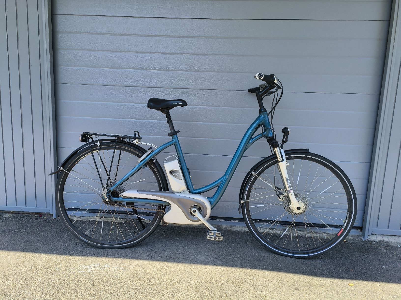 Flyer Velos: E Velo Flyer 28 Zoll  – Gebraucht aus Trimbach von kar_2m7z 1