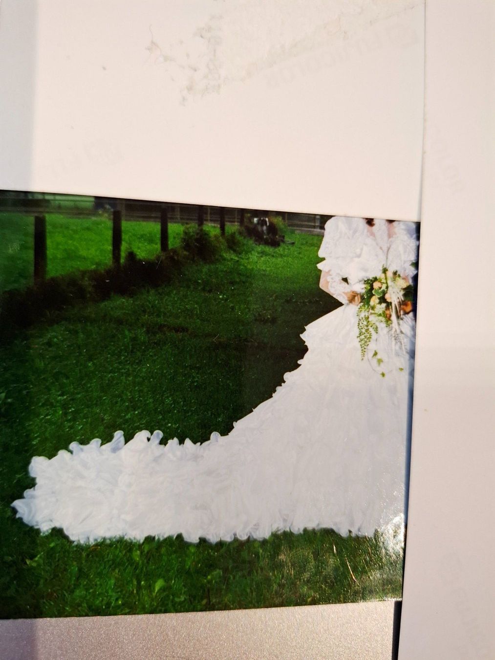 Vestiti: Brautkleid Grösse 36 – Usato da Lachen SZ venduto da IRCOROJA 2