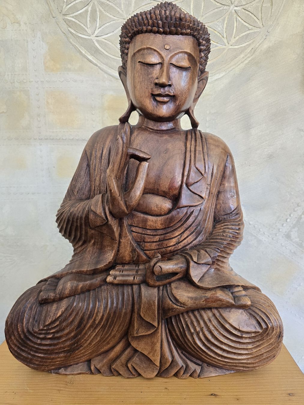 Sculture & Statue: Handgeschnitzte Buddha-Figur aus Holz, Deko-Objekt – Usato da Kestenholz venduto da _Nostalgia_ 1