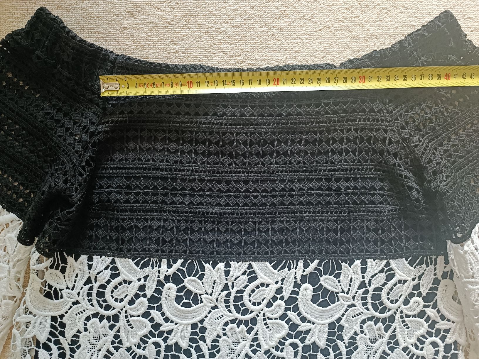 Kleider: Wunderschönes schulterfreies Spitzenkleid EU40 – Neu (gemäss Beschreibung) aus Wallisellen von C_DM 3