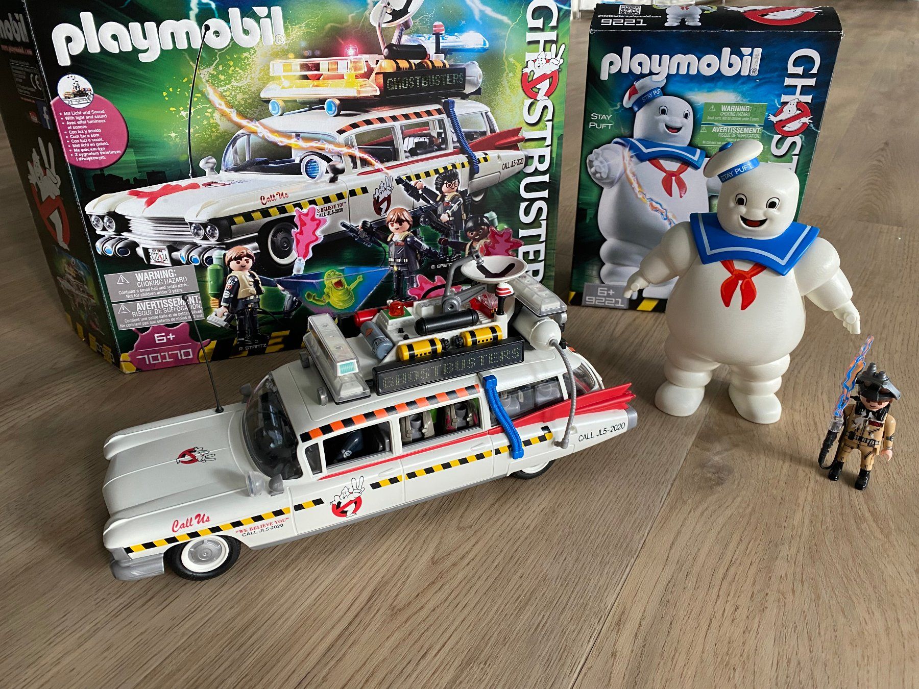 Playmobil Giocattoli: Playmobil Ghostbusters Ecto-1A und Marshmallow Man – Nuovo (secondo la descrizione) da Wetzikon ZH venduto da BackToRetro 2