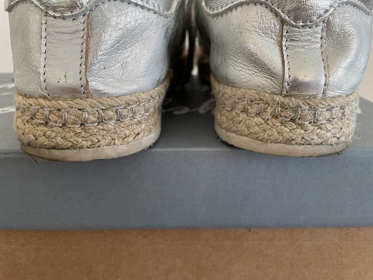 Scarpe da donna: Sneakers argentées Pataugas – Usato da Neuchâtel venduto da Cashmire 4