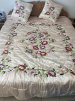 Handgestickte Bettwäsche, Rosenmuster, Vintage Look!