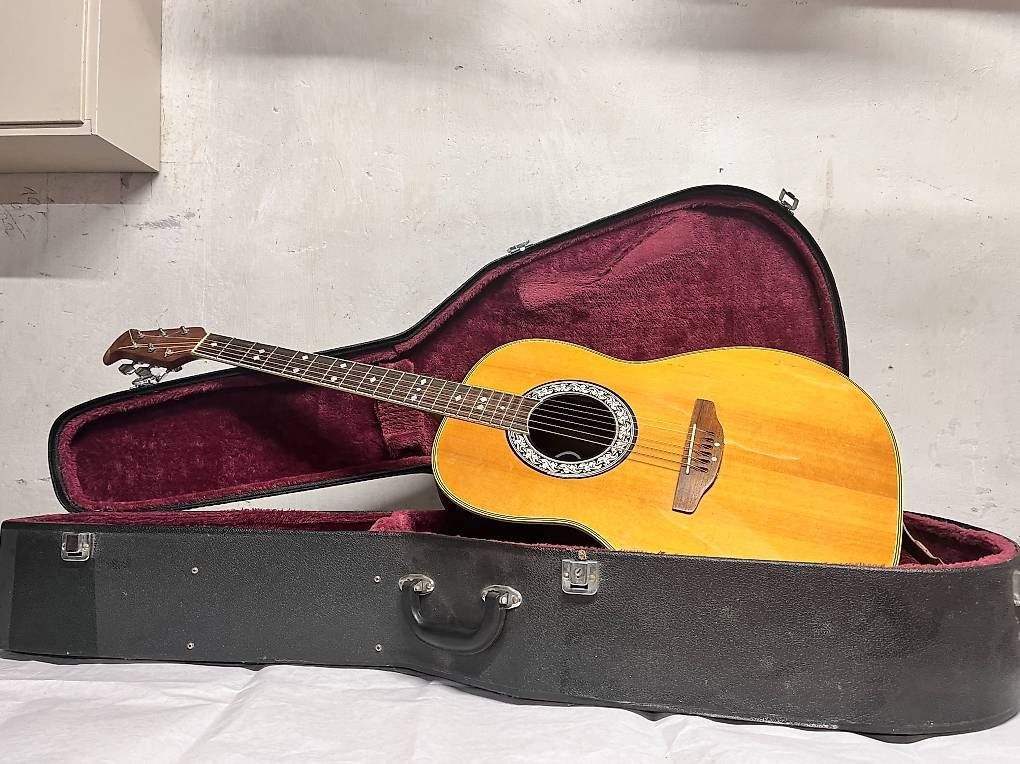 Strumenti musicali: Celebrity by Ovation cc67 – Usato da Basel venduto da Myalias