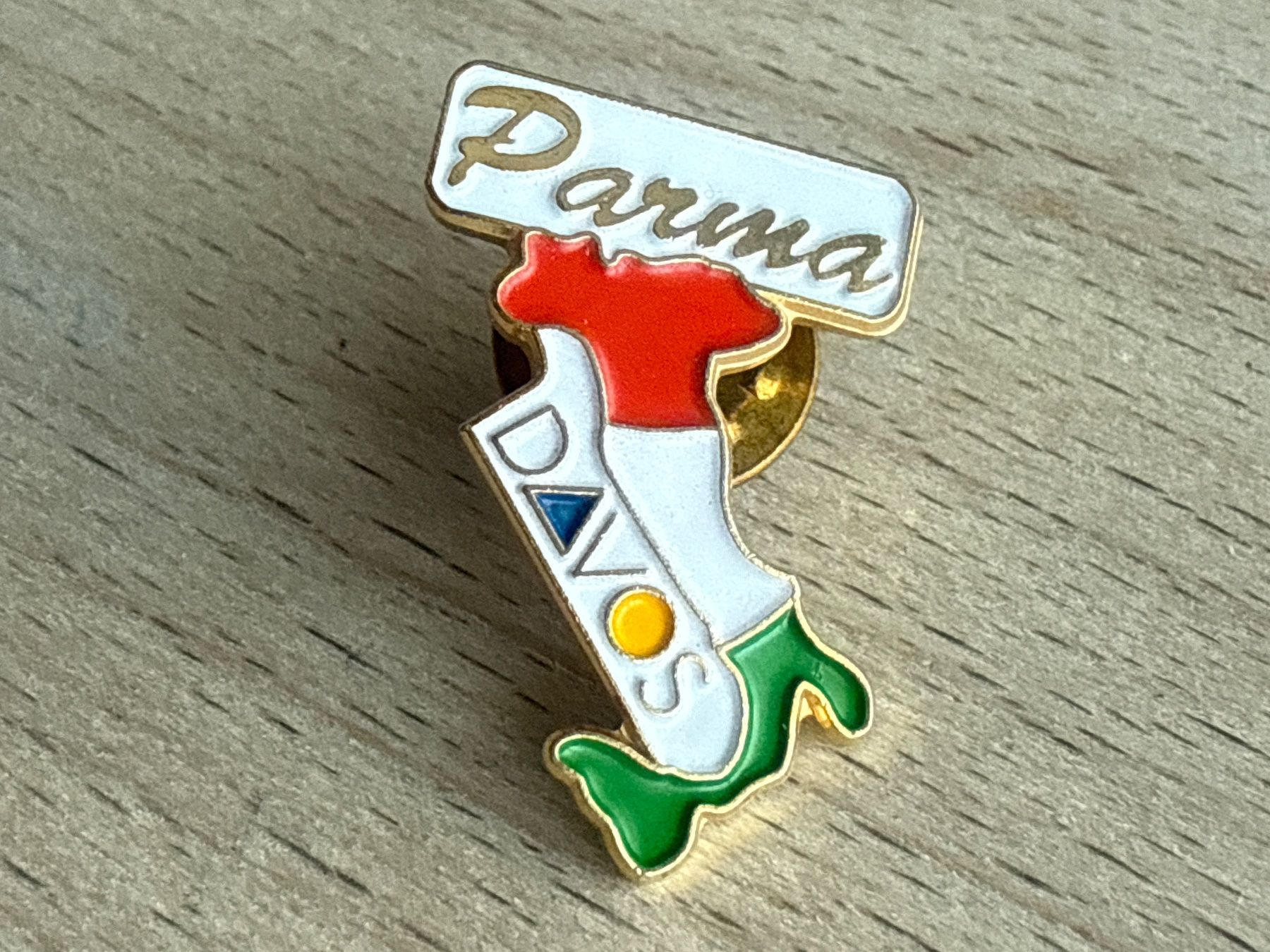 Placchette & Badge: Pin Parma-Davos – Usato da Glattbrugg venduto da Schweigmatt