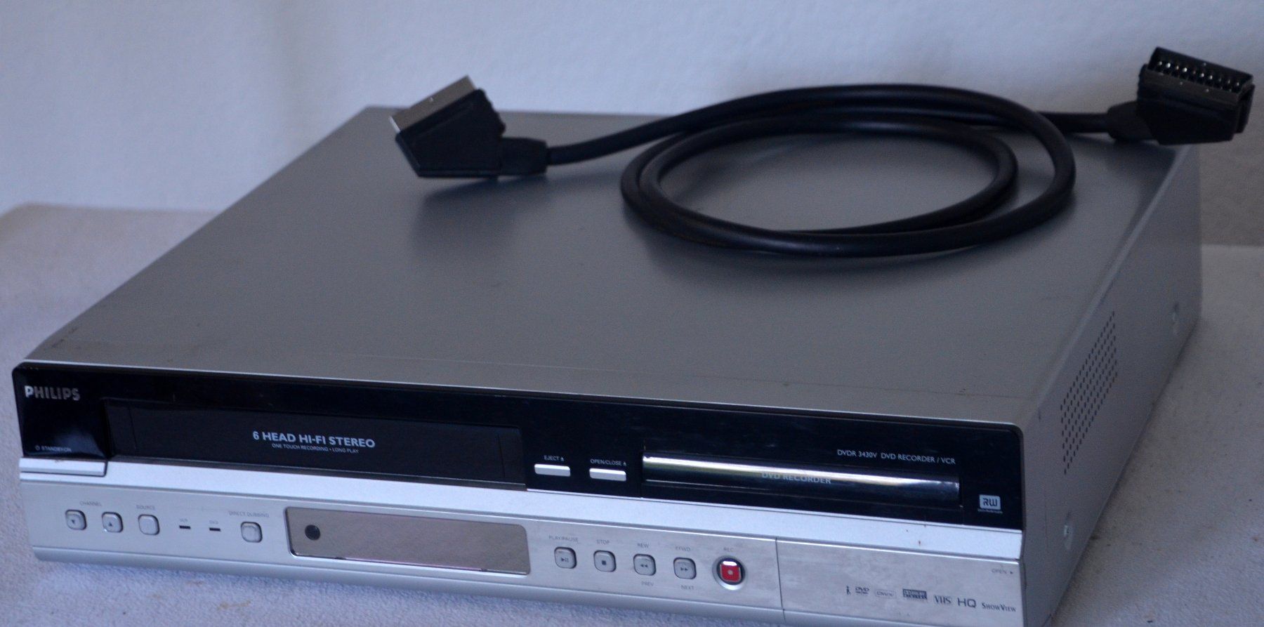Philips Registratori: Combo DVD/ VHS Philips DVDR3430V Recorder – Usato da Collonges venduto da arashee 2