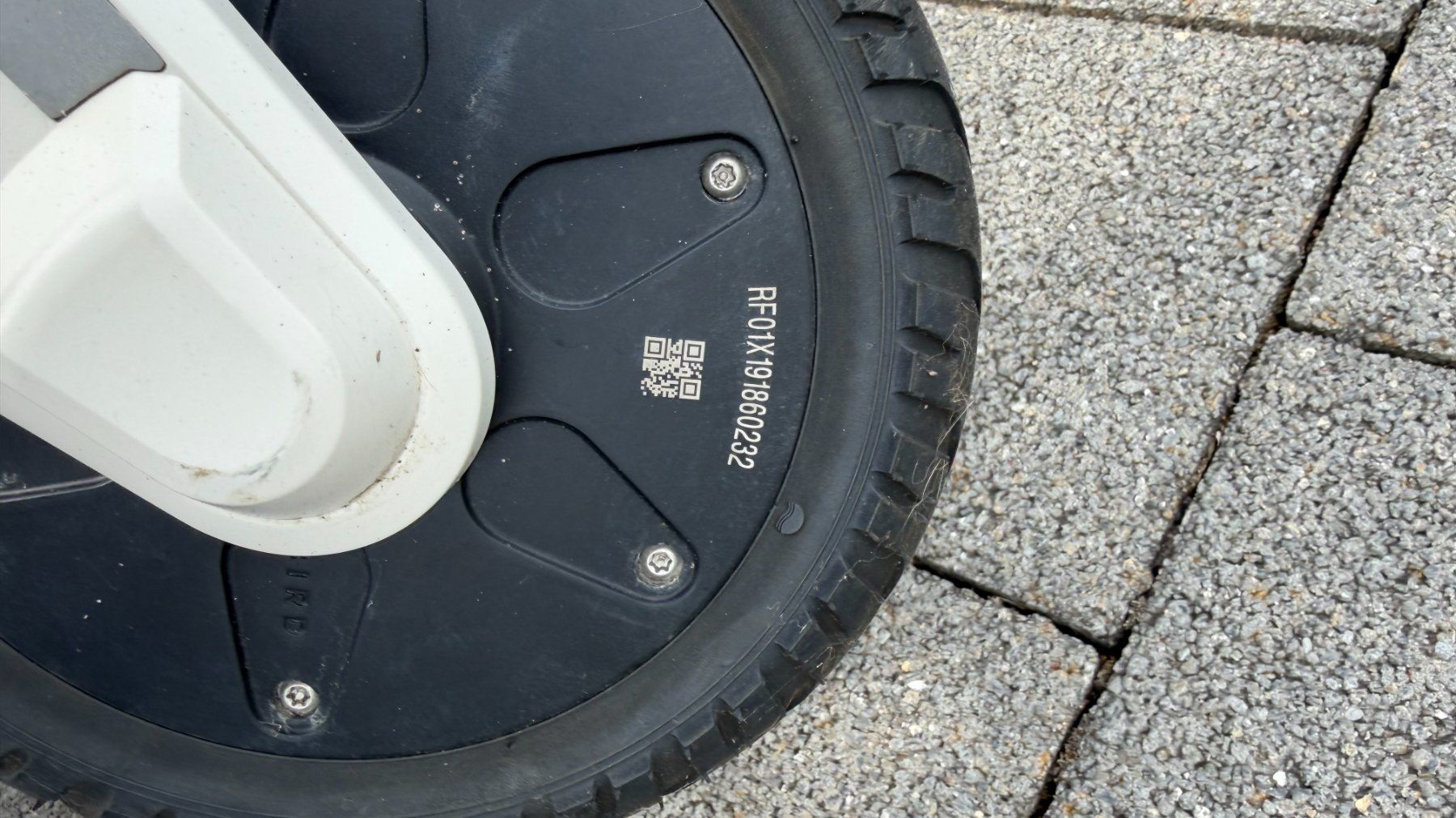Kickboard: Bird One E-Scooter – Usato da Büron venduto da Paba 4