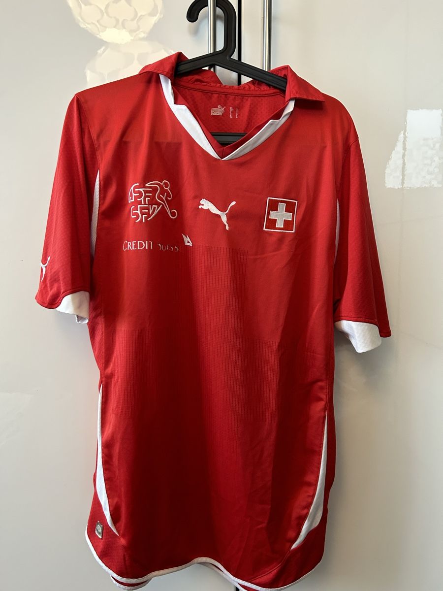 Schweizer Nati Leibchen & Hosen: Fussball Schweizer Nationaltrikot Puma – Gebraucht aus Würenlos von