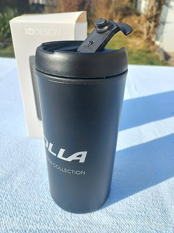 Tazze: Thermobecher - Kaffee / Tee - Becher Aufschrift Corolla – Usato da Frauenkappelen venduto da Chruetzhubel 1