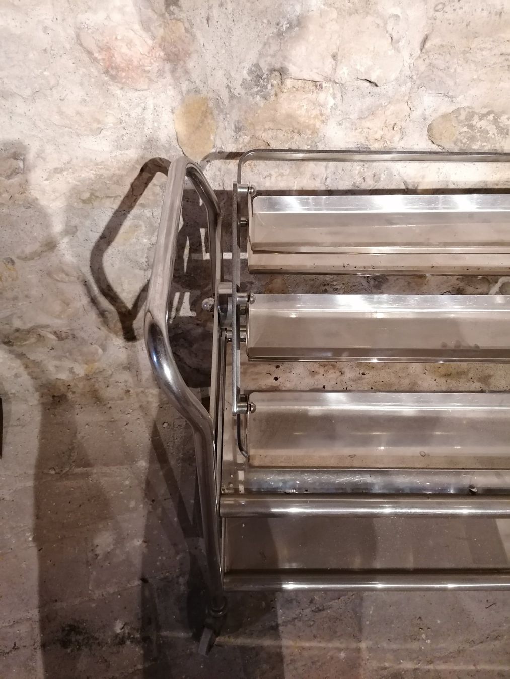 Carrelli di servizio: Servierwagen / Dessert / Vintage – Usato da Erlach venduto da MeHome77 3