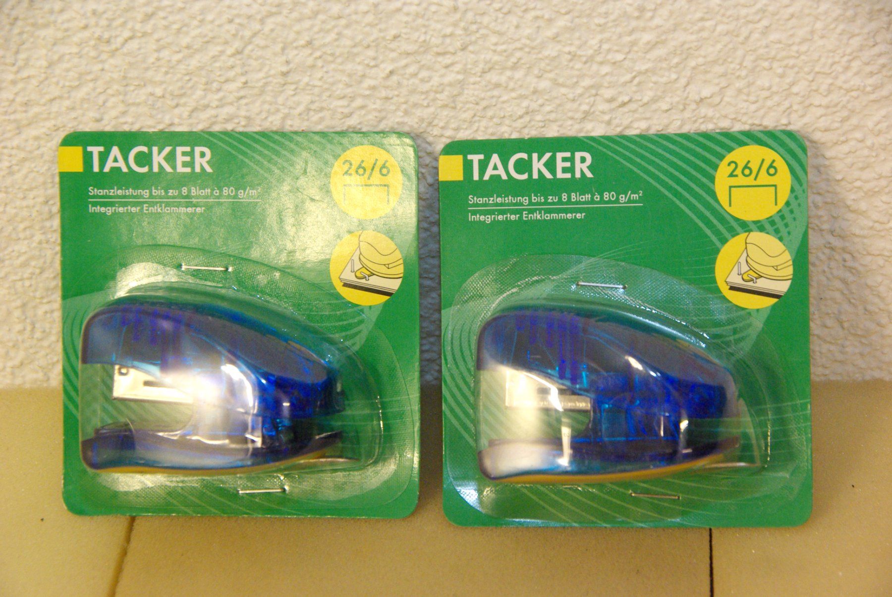 Bindegeräte: 2x Tacker, blau in OVP / mit Entklammerer – Neu und originalverpackt aus Herisau von Cevianer1844