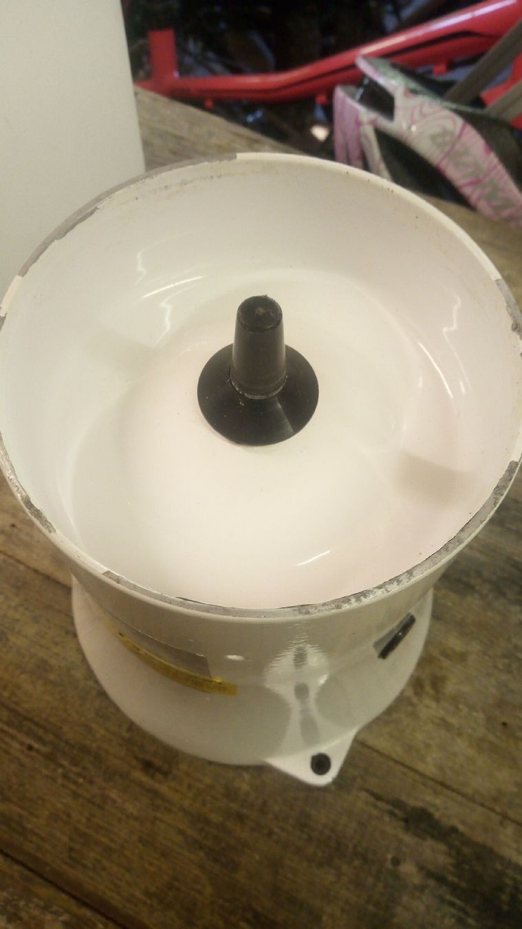 Toutes les machines: Milchzentrifuge Elecrem – D'occasion à Bretzwil par Houly-Mouly