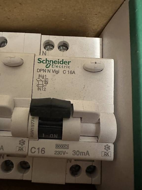 Alimentazione elettrica: Disjoncteur FI DDR C16 – Usato da Renens venduto da lau_l6j6 1