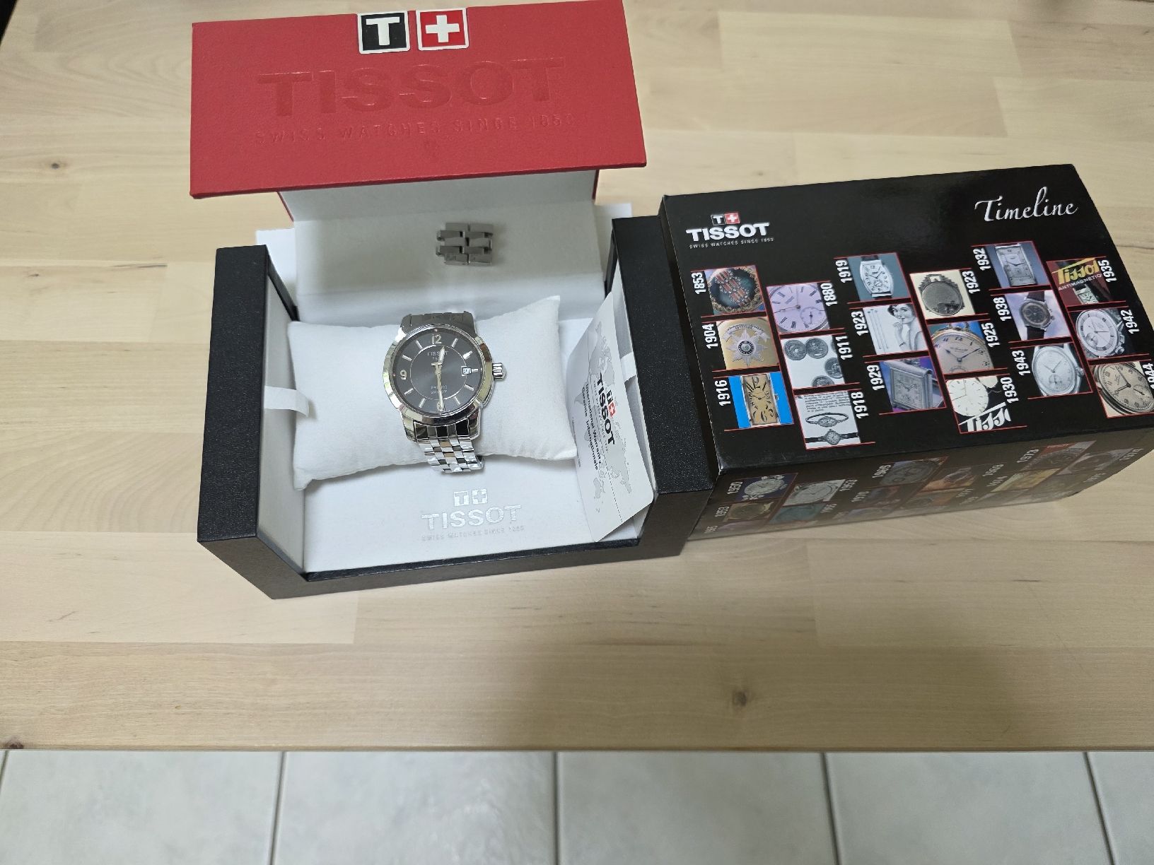 Tissot Orologi: TISSOT PRC200 Quartz – Usato da Basel venduto da Nora2020