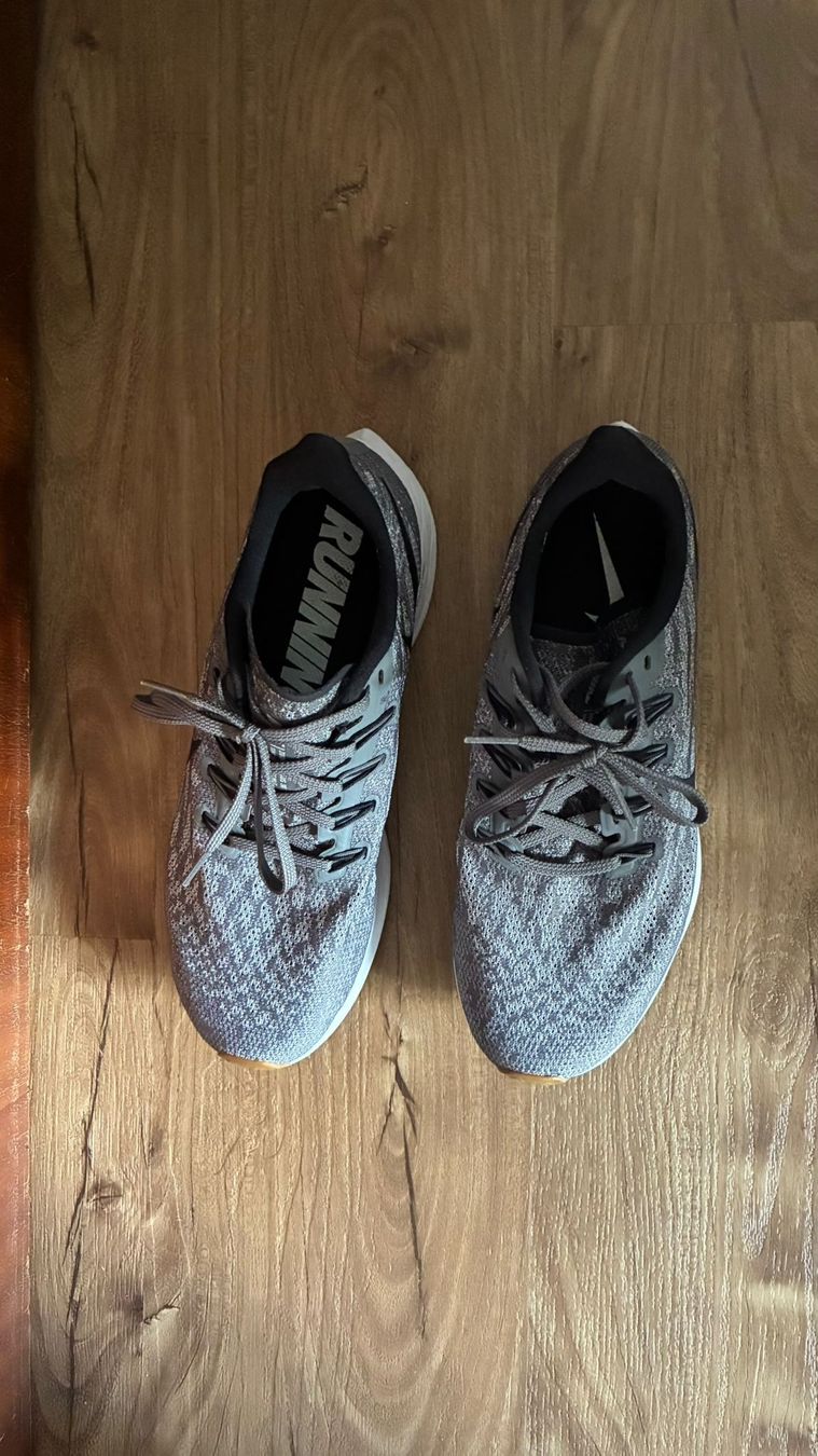 Nike Scarpe da uomo: Nike Zoom Pegasus 36 runing taille 40 – Nuovo (secondo la descrizione) da Basse-Nendaz venduto da vou_dh7f 1