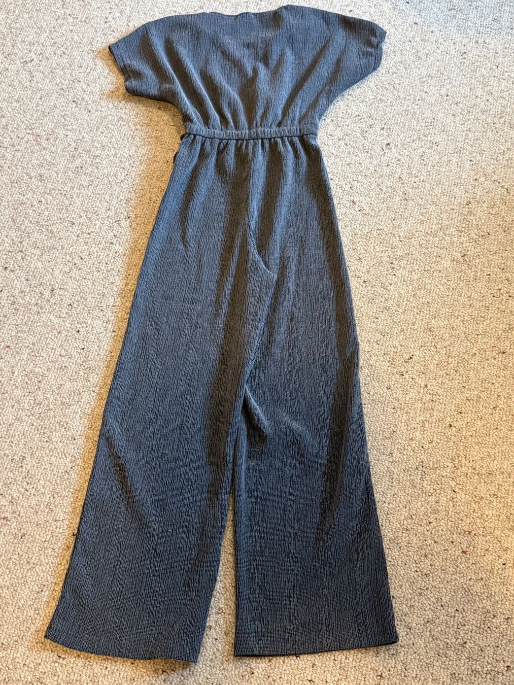 Zara Tute: Jumpsuit grau Grösse 140 – Usato da Hundwil venduto da Sandysan1702 1