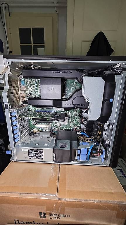 Dell PCs: Station de Travail Dell Precision T5810 - Xeon & RAM ECC – Gebraucht aus Pully von luc_bg6w 2