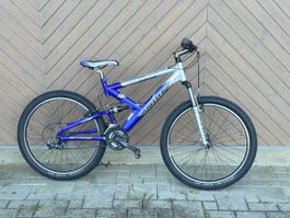 Vollgefedertes Fahrrad – Fahrbereit – Service vor ca. 2 Jahr