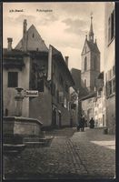Basel, Petersgasse in der Altstadt mit B