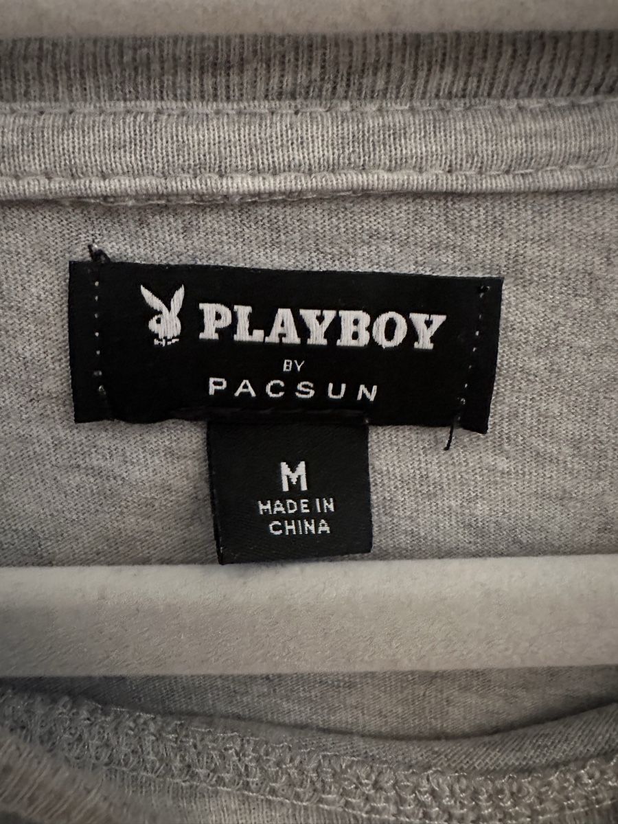 Playboy T-shirt: PLAYBOY by Pacsun T-Shirt – Usato da Eschenbach LU venduto da Tatzi1 3