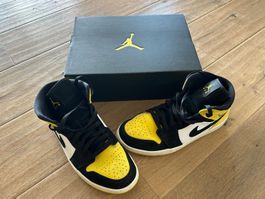 Jordan 1 Mid Yellow Toe Black mit orig. Box
