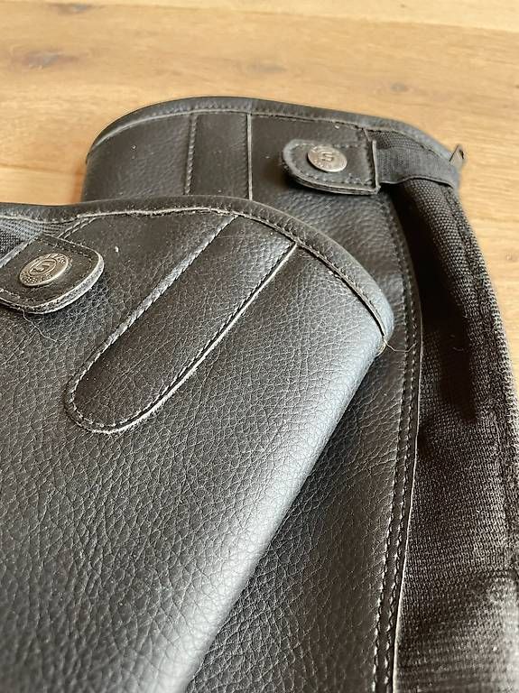 Stinchiere & Fasciature: CHAPS STEEDS KINDER-MEDIUM – Usato da Mönchaltorf venduto da rokafauc 3