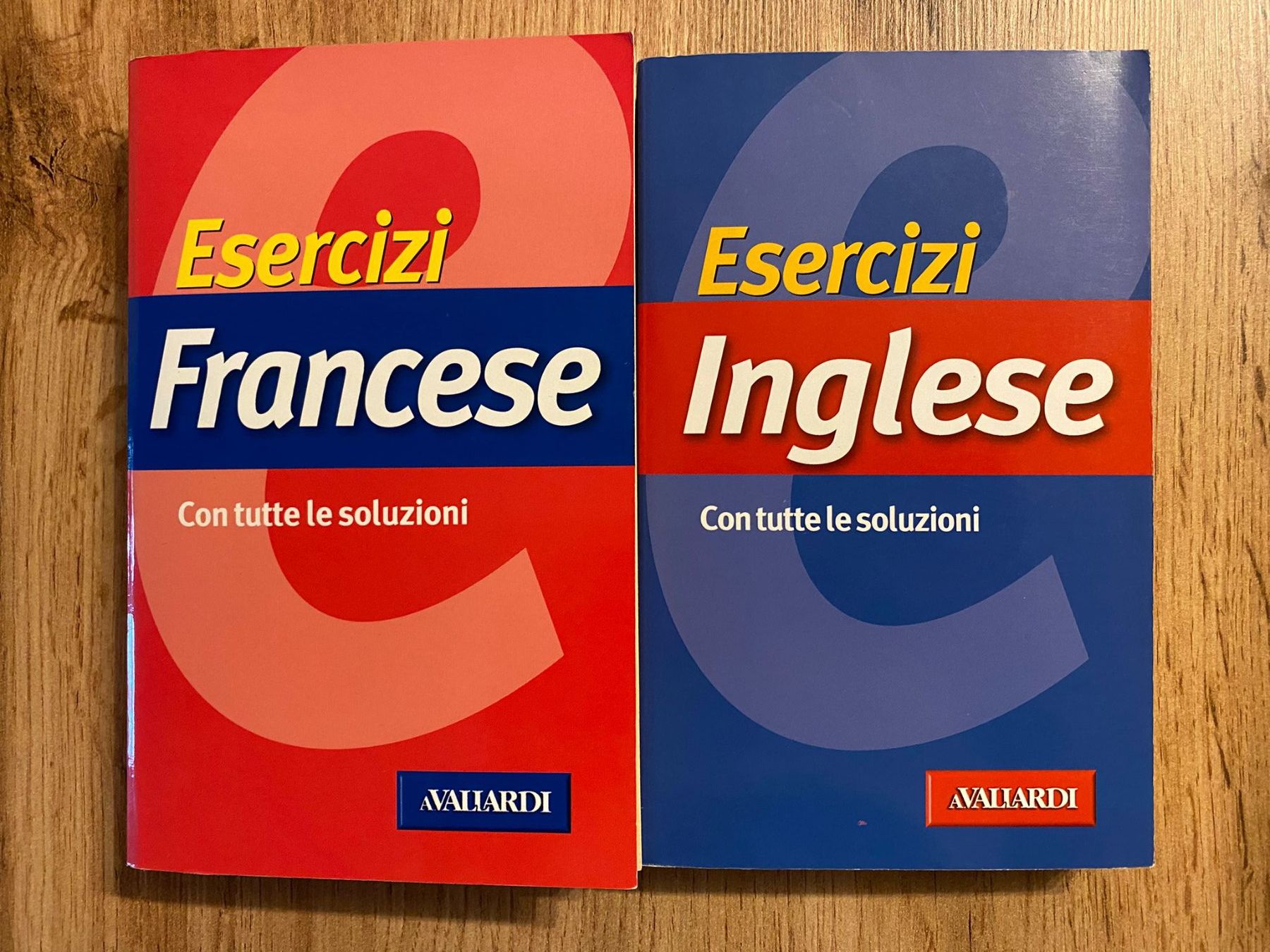 Libri: Libri di esercizi di francese e inglese – Usato da Uster venduto da faandrei
