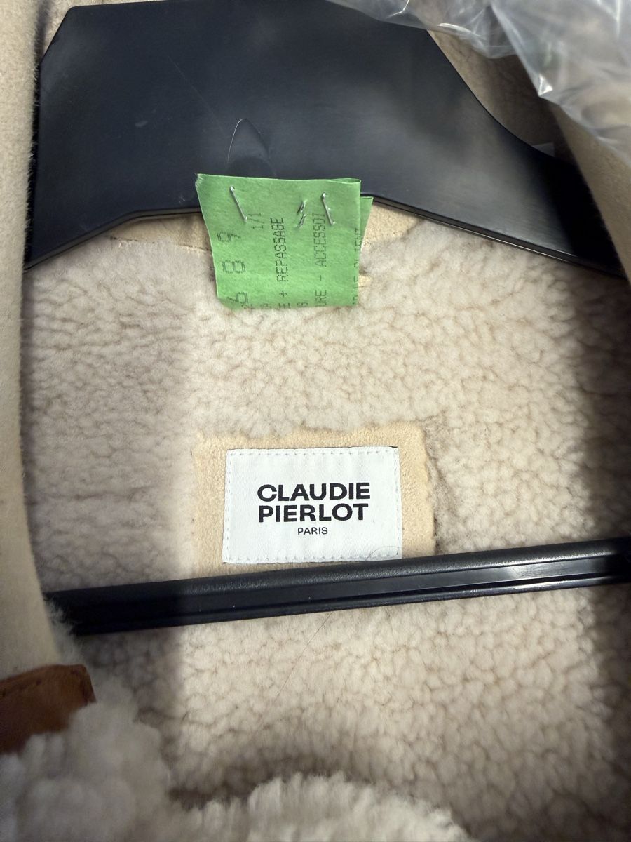 Claudie Pierlot Jacken: Veste Claude Perlot – Defekt aus Meyrin von Cacka 1