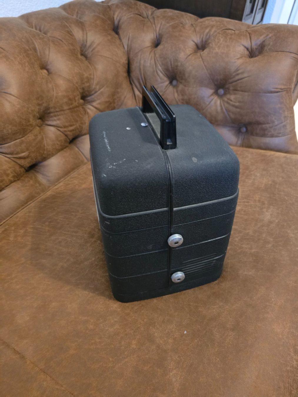Home Cinema: Projektor Antik – Usato da Hüntwangen venduto da Scarciglias-Antiques 6