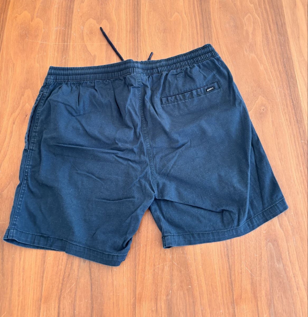 Pantaloni: Shorts M/SF/T Mad minds – Usato da Bolligen venduto da Zaeglis 2