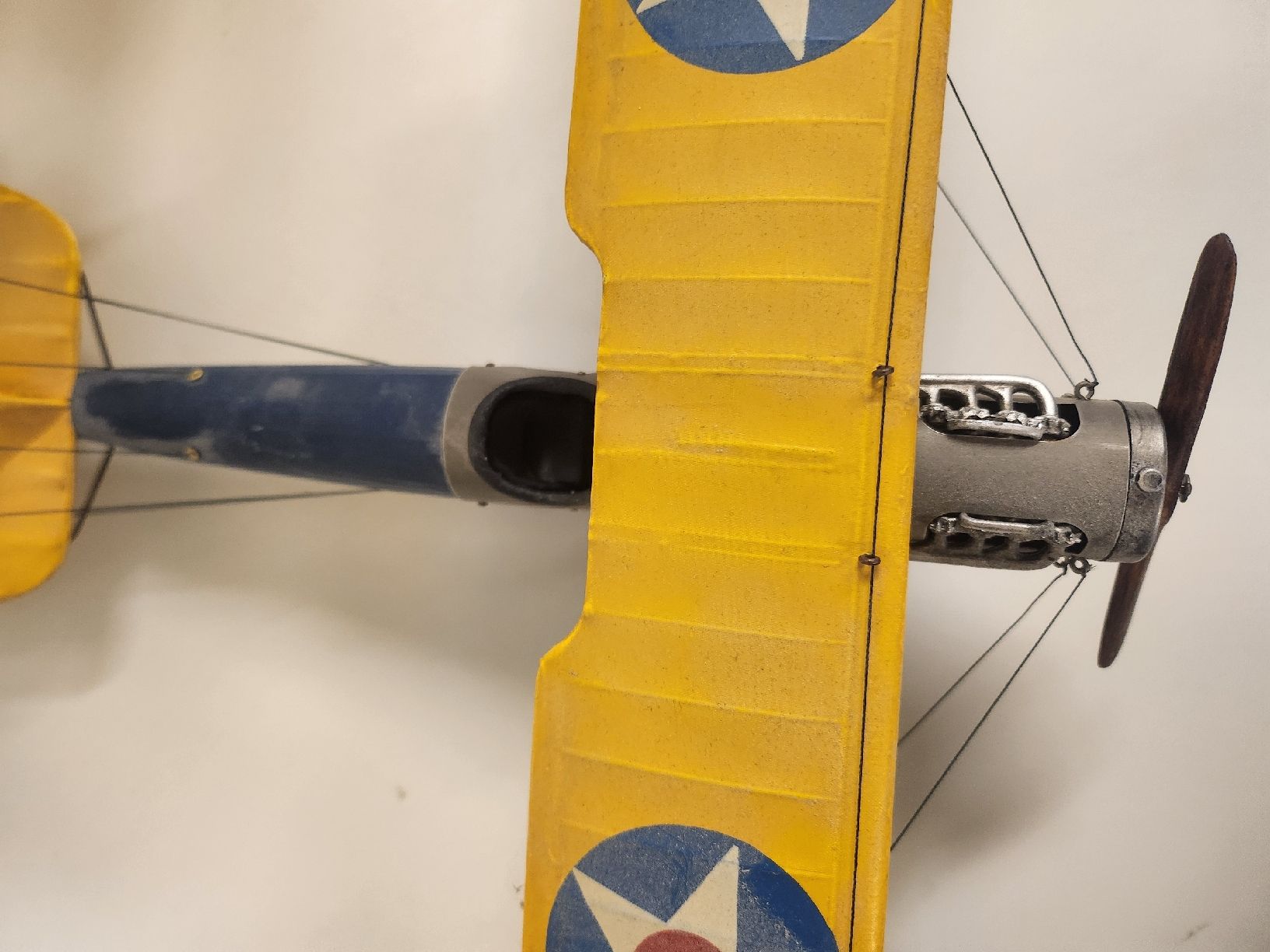 Kit di modellismo & Modellini statici: 2x Schöne Deko Doppeldecker  Model Flugzeuge – Nuovo (secondo la descrizione) da Tuggen venduto da Zweitechanceboutique 5