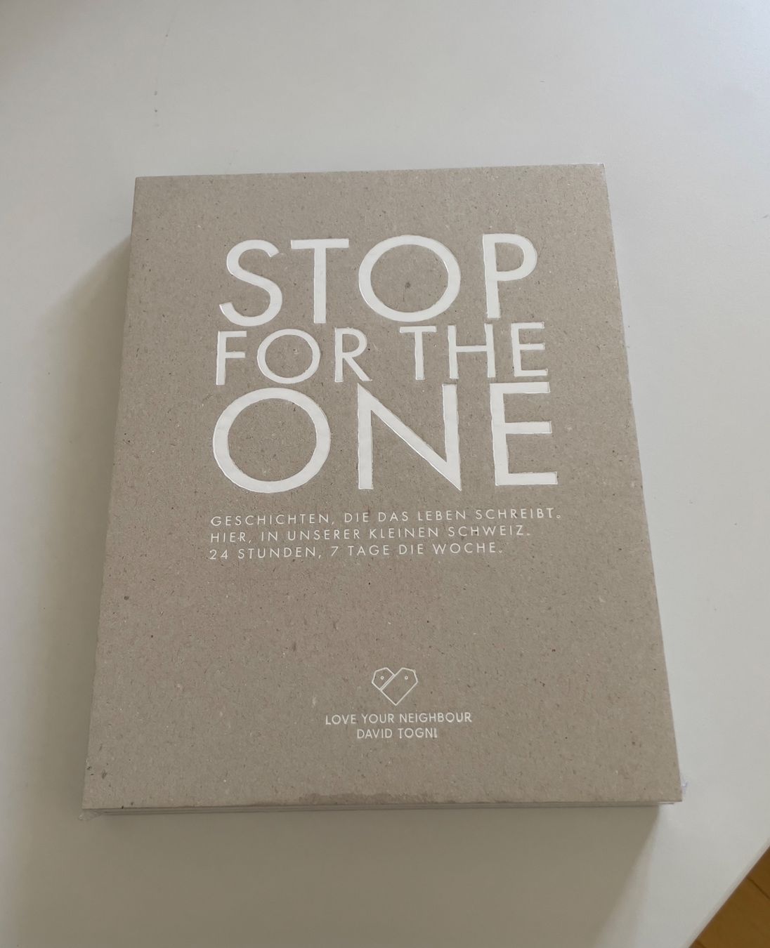 Libri: ''Stop for the one'' von David Togni, Schweizer Geschichten – Nuovo e nell'imballaggio originale da Winterthur venduto da ttltc
