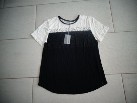 NILE T-SHIRT GR.S  NEU